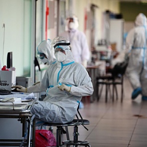 В Роспотребнадзоре спрогнозировали угасание коронавируса