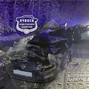 Под Ачинском пьяный на Volkswagen врезался в поднимавшуюся на гору фуру. Два человека погибли