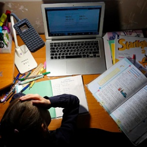 В Минобрнауки признались в снижении качества обучения на удаленке