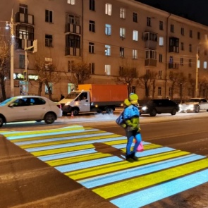 «Отличная находка для вороватых мэров»: урбанист Варламов раскритиковал проекционный переход в Красноярске