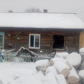 Двухлетняя девочка погибла от ожогов после пожара в доме