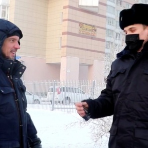 Полицейские нашли угнанную «Камри» красноярца в Москве и вернули ее владельцам