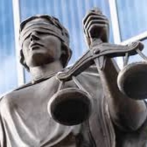 Не платившего налоги жителя Красноярского края задержали в московском аэропорту и не пустили на отдых за границу