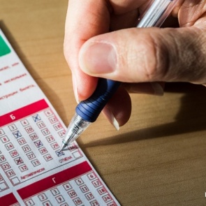 13 человек из Красноярского края выиграли в новогодней лотерее по миллиону рублей