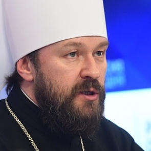 РПЦ призвала пожилых людей не посещать храмы на Рождество