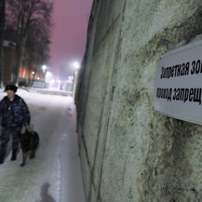 В российской колонии для бывших силовиков рухнул лифт с заключенными