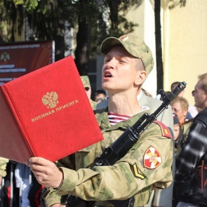 Войска национальной гвардии набирают граждан для поступления в высшие военные образовательные заведения