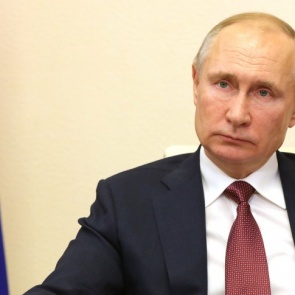 Путин назвал российскую вакцину от коронавируса лучшей в мире