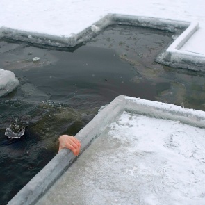 В крупных городах Красноярского края тоже отказались от крещенских купаний: купели закроет полиция
