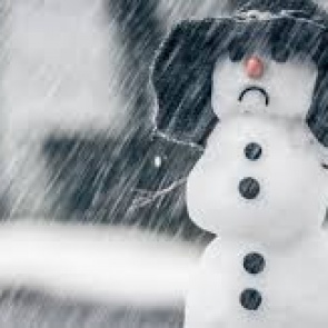 Снегопад, сильный ветер и потепление прогнозируют синоптики на  27 января