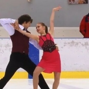 «Цена — от двухсот рублей»: красноярцы всё еще могут купить билеты на первенство России по фигурному катанию среди юниоров