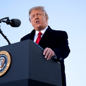 В США обвинили Трампа в «предательстве исторического масштаба»