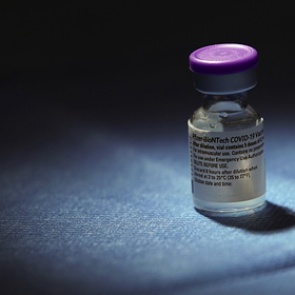 Преступник угнал автомобиль с вакциной от коронавируса