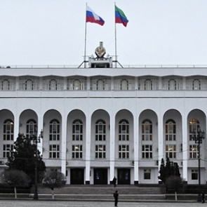 Власти Дагестана рассказали о конфликте убитого экс-главы села с ОМОН