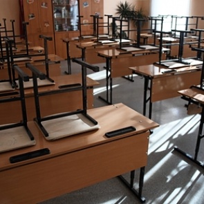 Занятия в школах на Дальнем Востоке отменили из-за сообщений о минировании