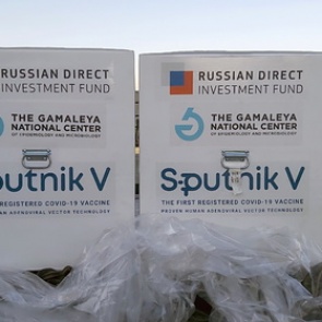 Интерес Германии к «Спутнику V» объяснили «катастрофой» с вакцинами в Европе