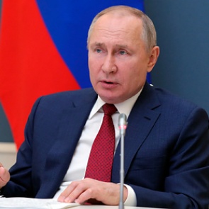 Путин захотел продлить льготную ипотеку до 2024 года