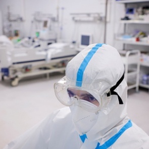 Российские врачи озвучили причины наступления третьей волны COVID-19