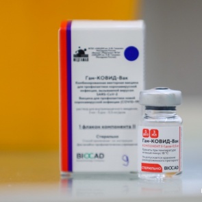 Нужно прививать в 6 раз больше: какими темпами идет вакцинация от коронавируса в Красноярском крае