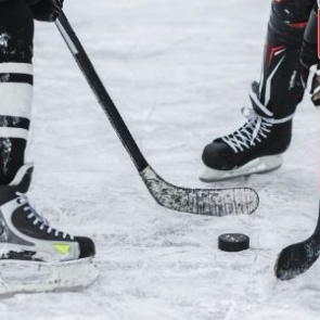 Победный матч и первая строчка в турнирной таблице: сборная Ачинска вышла в плей-офф Чемпионата Красноярского края по хоккею