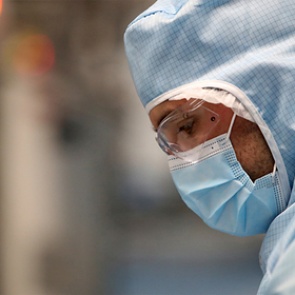 Инфекционисты заявили о сохранении следов коронавируса в помещениях до 28 дней