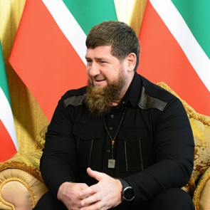 Кадыров стал главным губернатором-долгожителем России