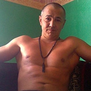 Воры в законе массово отказались от своих титулов в российских колониях и СИЗО