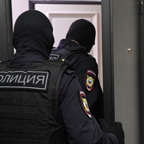 В выдающих электронные подписи российских компаниях прошли обыски