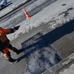 Мэра российского города задержали из-за ремонта дороги