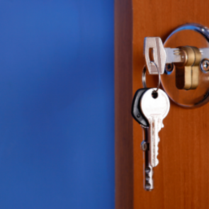 Администрация города готовится объявить очередные торги на приобретение квартир для детей-сирот