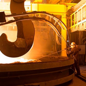 Дополнительные выходные в мае сделали необязательными для некоторых предприятий