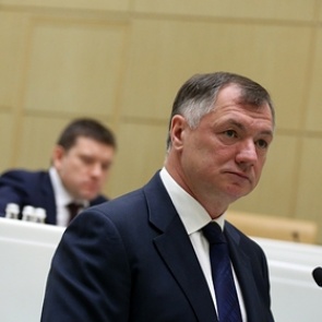 Вице-премьер правительства заявил о слишком большом числе регионов России