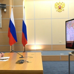 Путин назвал оправданным решение о продлении майских праздников в России