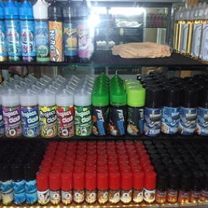 Правительство изучит возможность запрета жидкостей для электронных сигарет