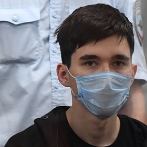 Устроившего стрельбу в казанской школе поставили на учет как склонного к суициду
