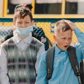 Минтруд придумал, как назначать пособия на детей от 8 до 17: кто получит деньги?