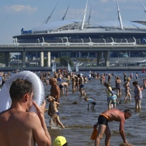 Роспотребнадзор призвал сократить рабочий день в жару