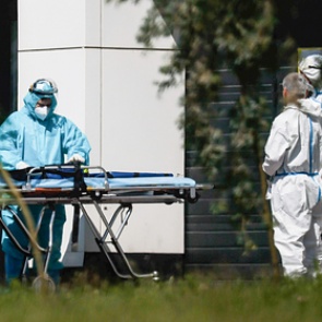 В России выявили максимальное с февраля число смертей пациентов с COVID-19