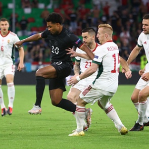 Германия вырвала ничью у Венгрии и вышла в плей-офф Евро