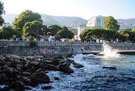 Курорты Краснодарского края с августа будут принимать только привитых туристов