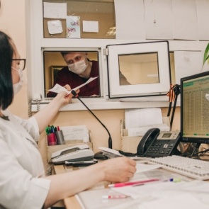 Для переболевших COVID-19 ввели дополнительную диспансеризацию: как записаться