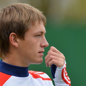 Троих российских футболистов дисквалифицировали за допинг