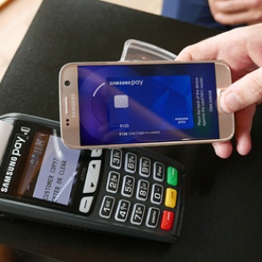Samsung Pay оказался под угрозой запрета в России