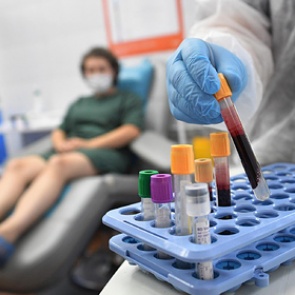 Российский врач назвал симптомы гепатита А