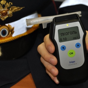 Дорожные полицейские в Ачинске задержали водителя, находящегося под административным надзором