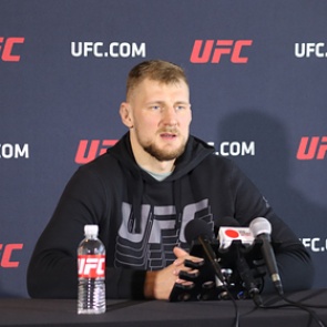 Волков анонсировал новый бой в UFC