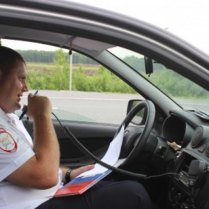 Госавтоинспекторы в Ачинске призвали водителей автобусов соблюдать Правила дорожного движения