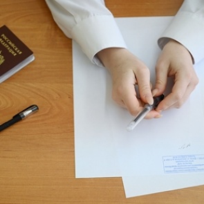 В России прокомментировали последствия полного отказа от ЕГЭ