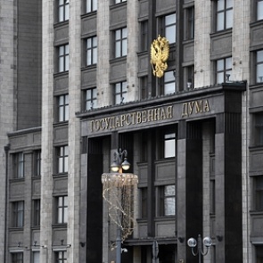 В России перестанут экономить на зарплатах чиновников