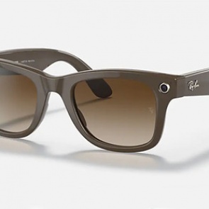 ФСБ увидела в умных очках от Facebook шпионский гаджет